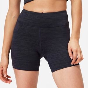 Outdoor Voices Flex 5 inch bicycle shorts in Night, Medium